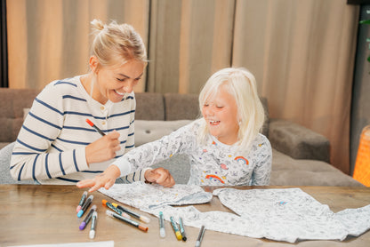 Pyjamas med gravemaskiner